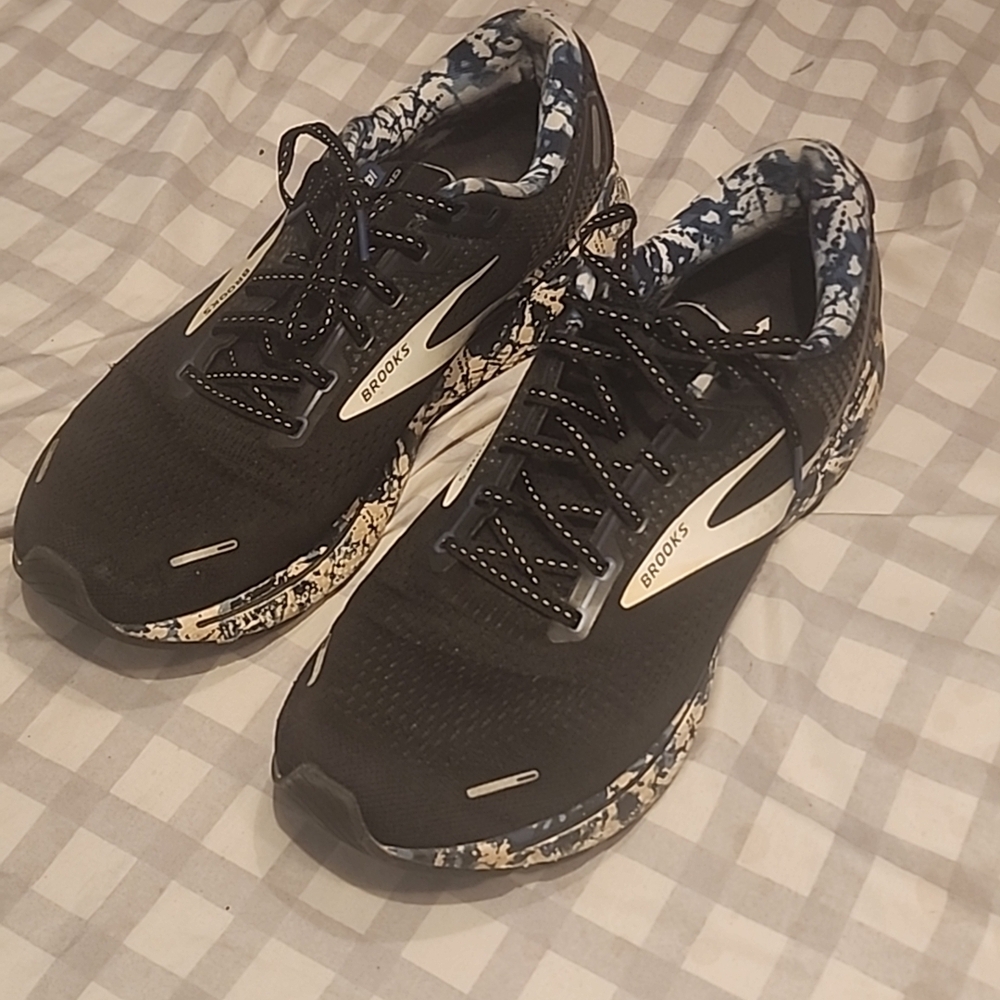 Brooks Black Running‎ Shoes